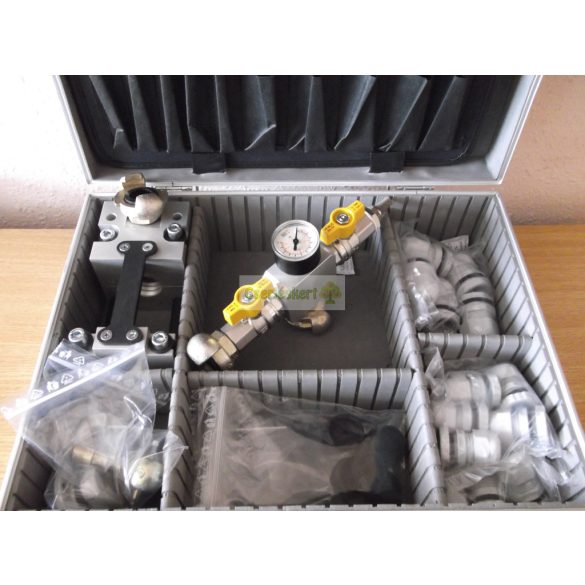 Optikai kábelbefúvó készülék